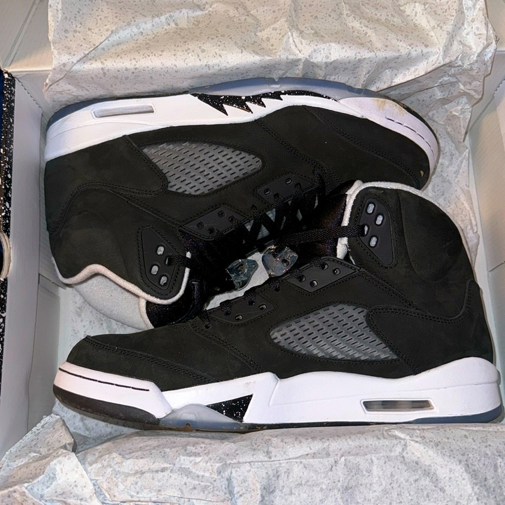 JORDAN 5